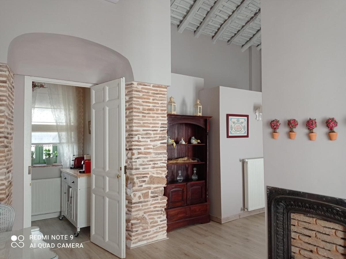 La Favorita- (adults Only) * Constantina