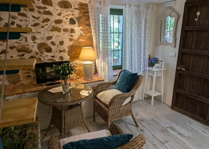 Finca La Favorita- Suites (Adults Only)